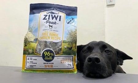 ZIWI巔峰風乾肉片．黑咪唯一會流口水的食物