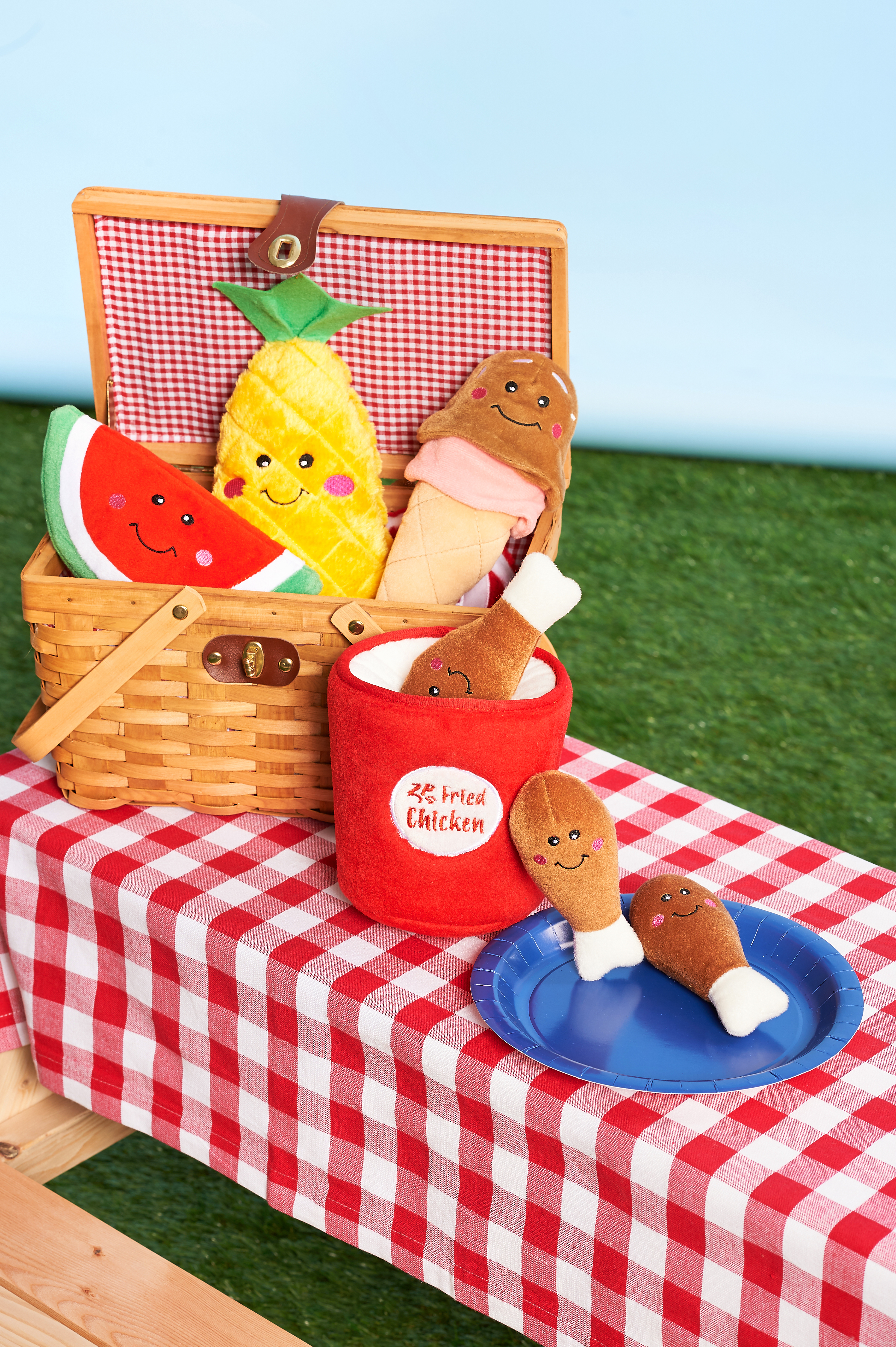 ZippyPaws 珍奶 寵物玩具 情境圖